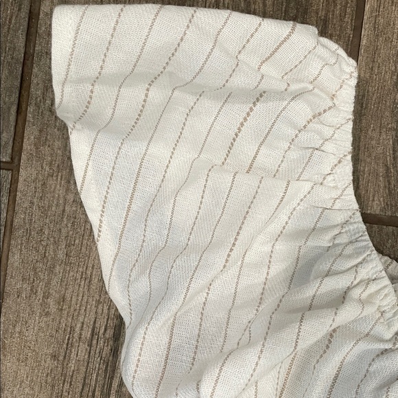 NWT Heatherly White and Tan Striped Lena Ruffle Off-Shoulder Dress - Picture 4 of 6